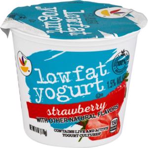 Ahold Lowfat Strawberry Yogurt