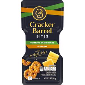 Cracker Barrel Vermont Sharp White & Gouda w/ Pretzels
