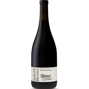 Sokol Blosser Dundee Hills Pinot Noir